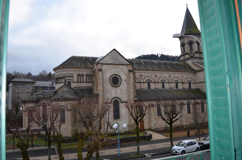 Le Geneve La Bourboule Quarto foto